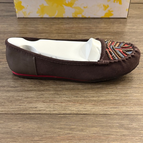 NIB [Yellow Box] Freshman Beaded Slip-On Suede Flats in Brown Women’s 7 - Picture 3 of 11
